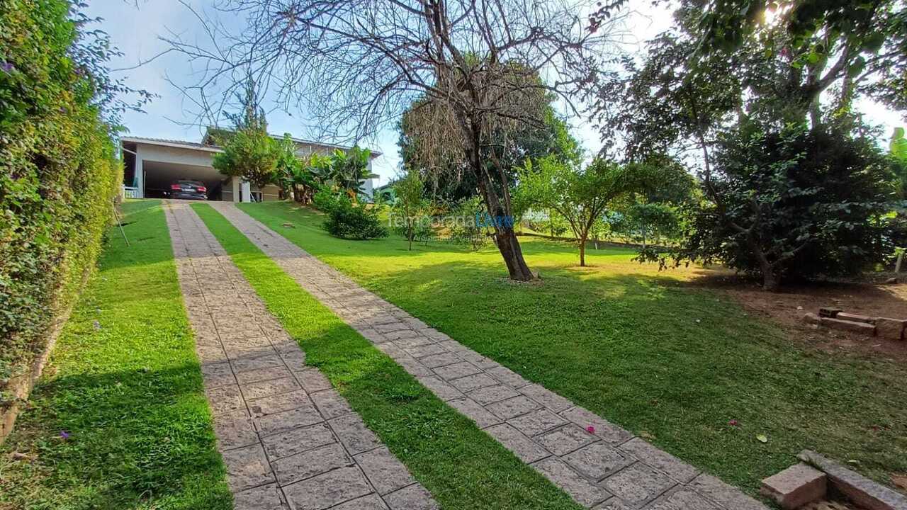 Granja para alquiler de vacaciones em Indaiatuba (Terras de Itaici)