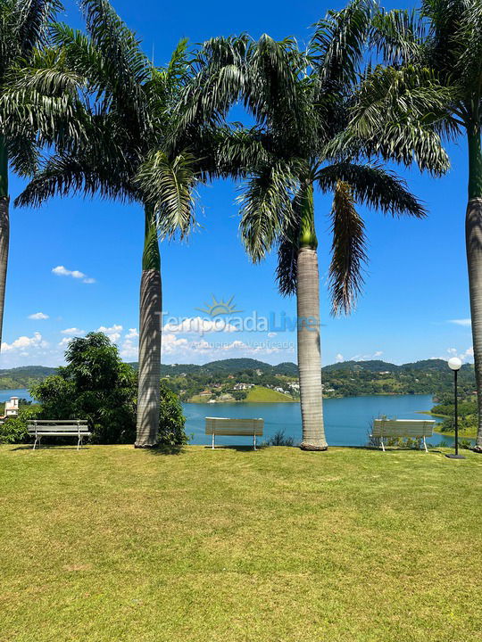 Casa para alquiler de vacaciones em Igaratá (Condominio águas de Igarata)