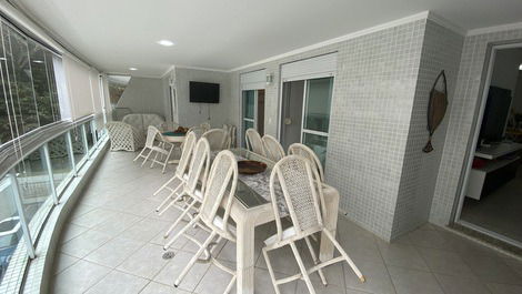 Apartamento para temporada em Riviera de São Lourenço