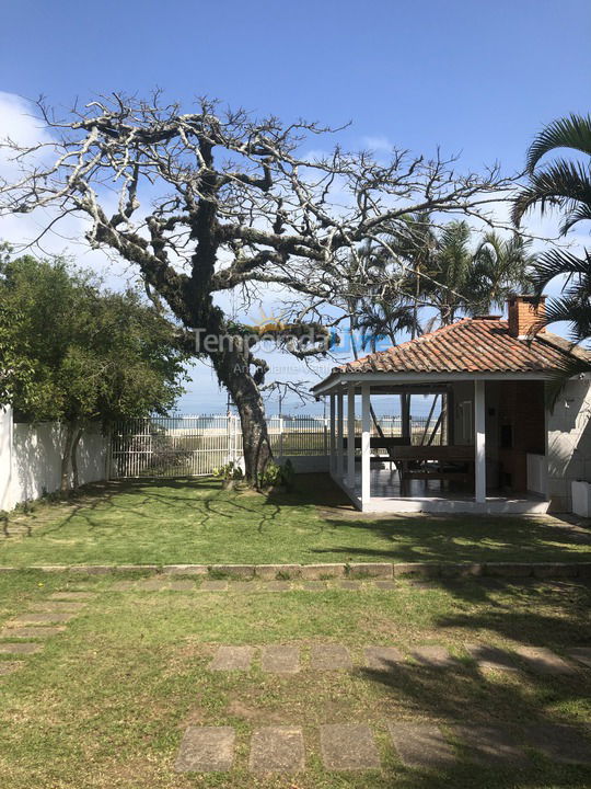 House for vacation rental in Florianópolis (Ponta das Canas)