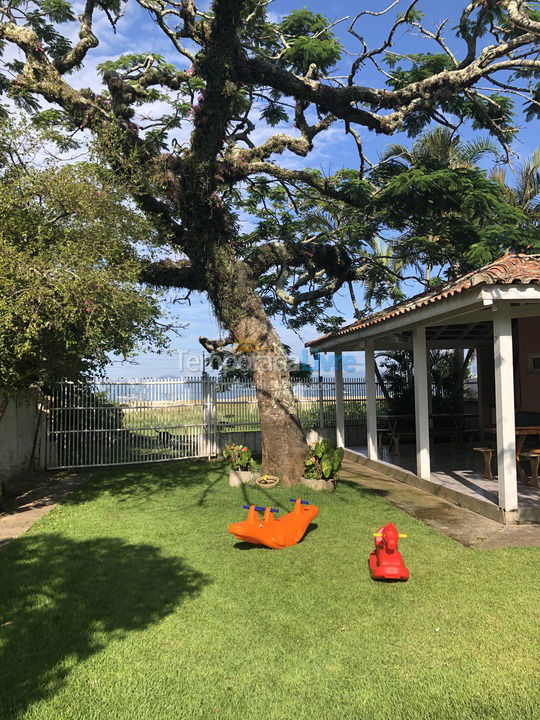 Casa para aluguel de temporada em Florianópolis (Ponta das Canas)