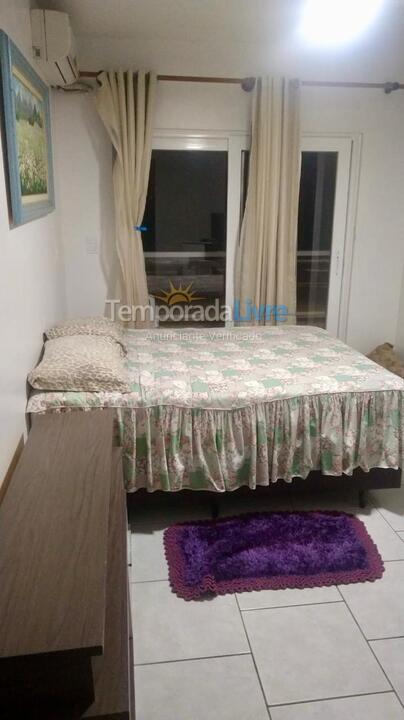 Apartment for vacation rental in Itapema (Centro)