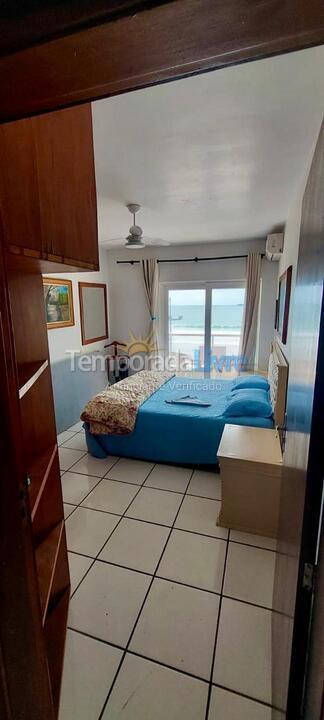 Apartment for vacation rental in Itapema (Centro)