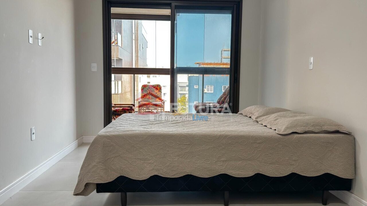 Apartment for vacation rental in Bombinhas (Praia de Bombas)