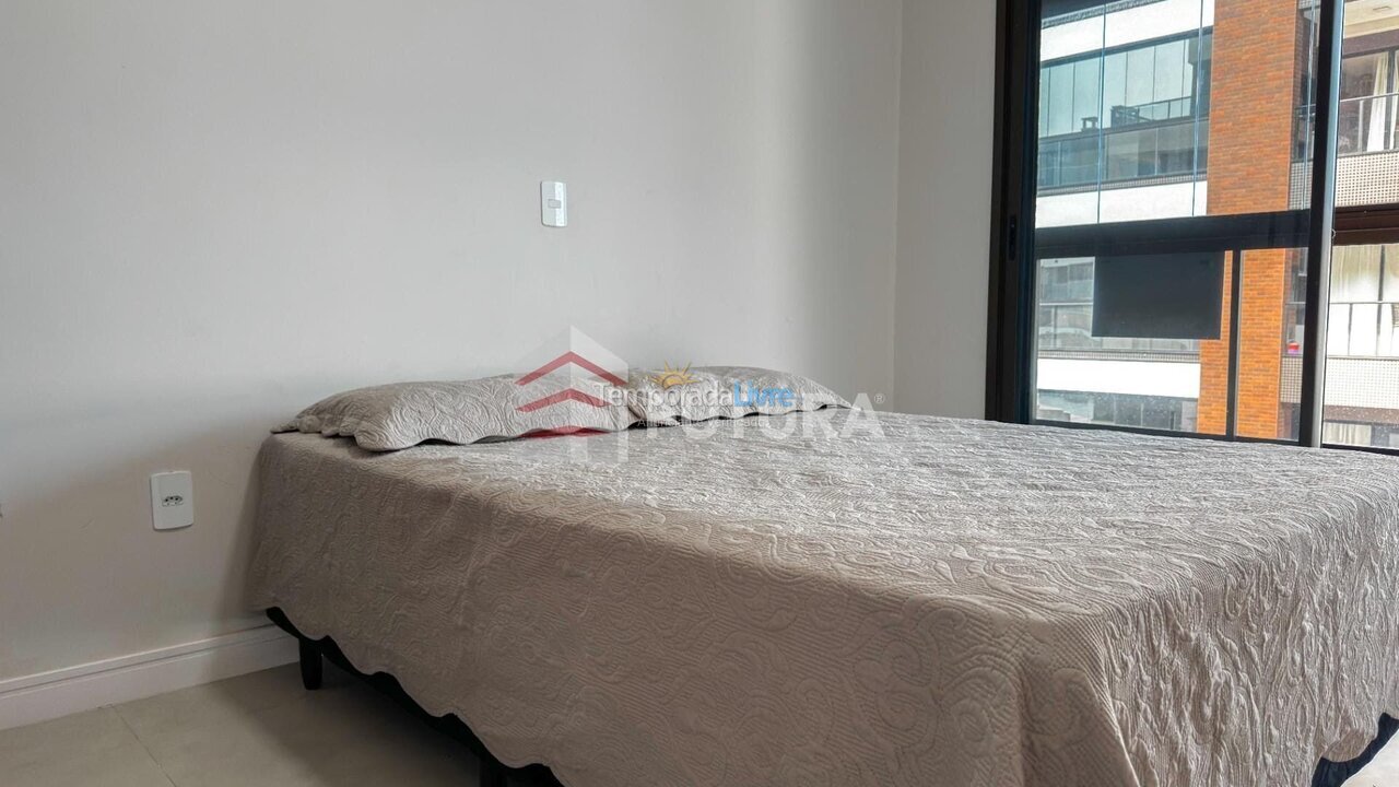 Apartment for vacation rental in Bombinhas (Praia de Bombas)