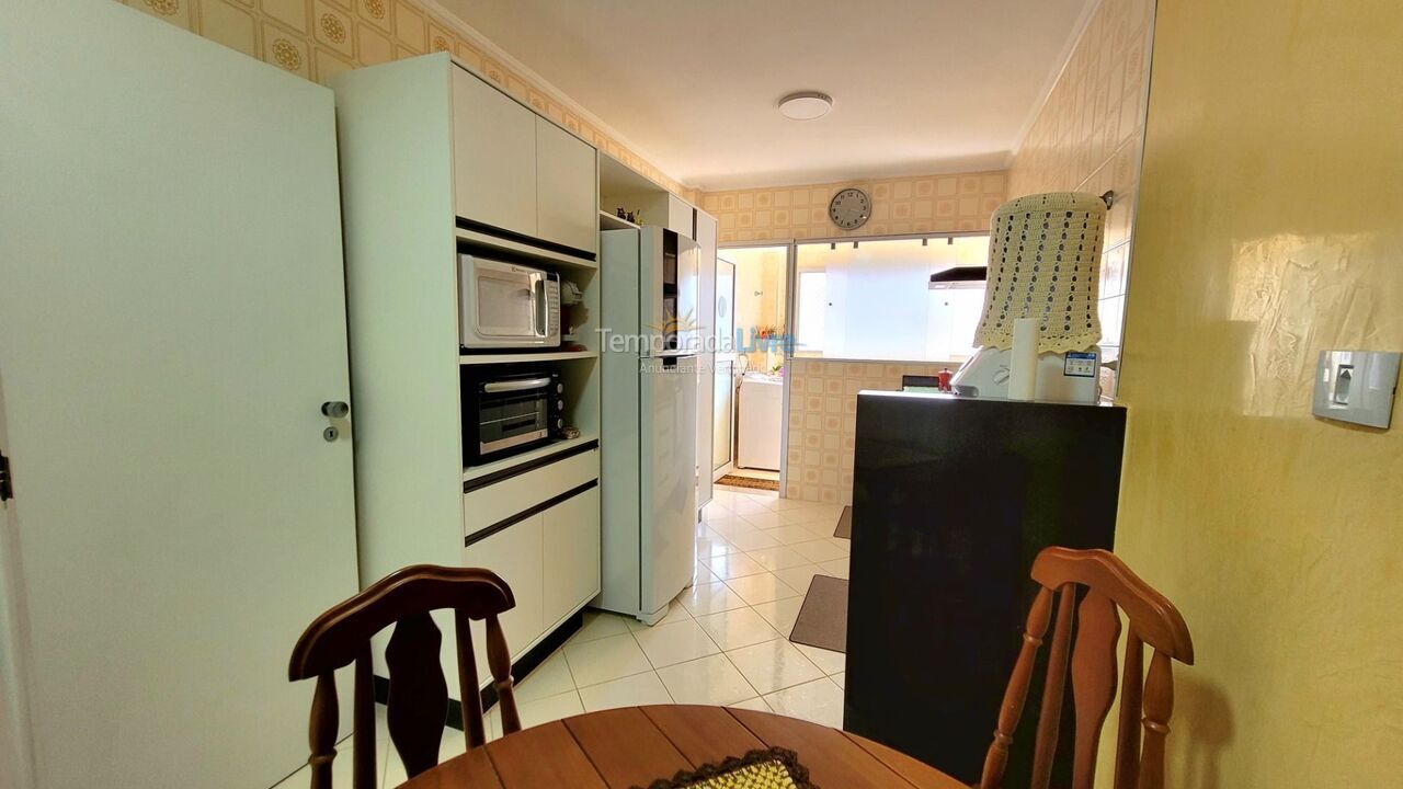 Apartamento para alquiler de vacaciones em Guarujá (Pitangueiras)