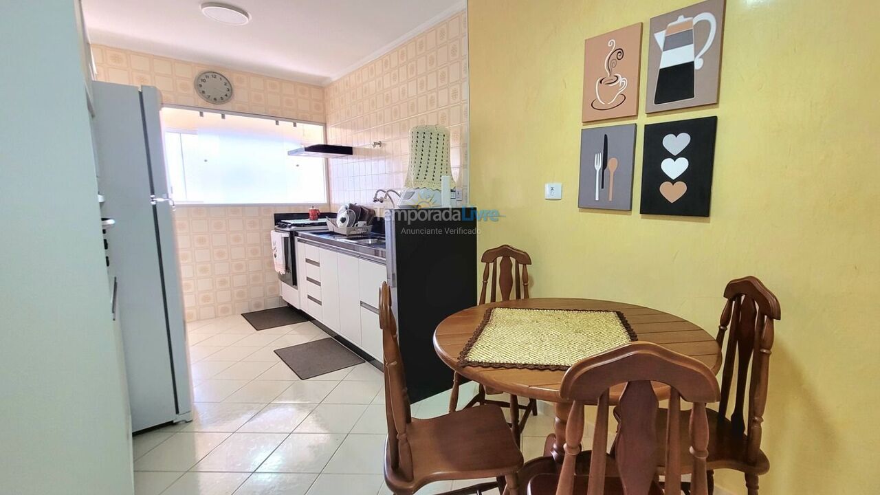 Apartamento para aluguel de temporada em Guarujá (Pitangueiras)