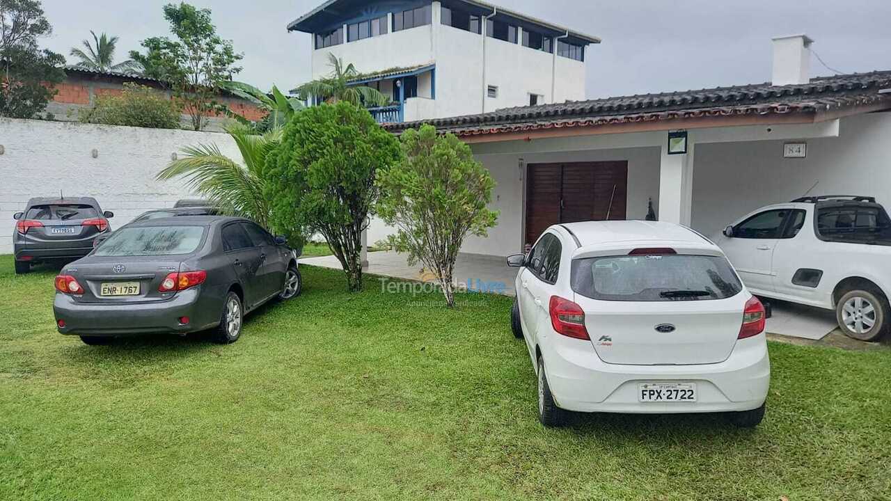 Casa para alquiler de vacaciones em Ubatuba (Maranduba)