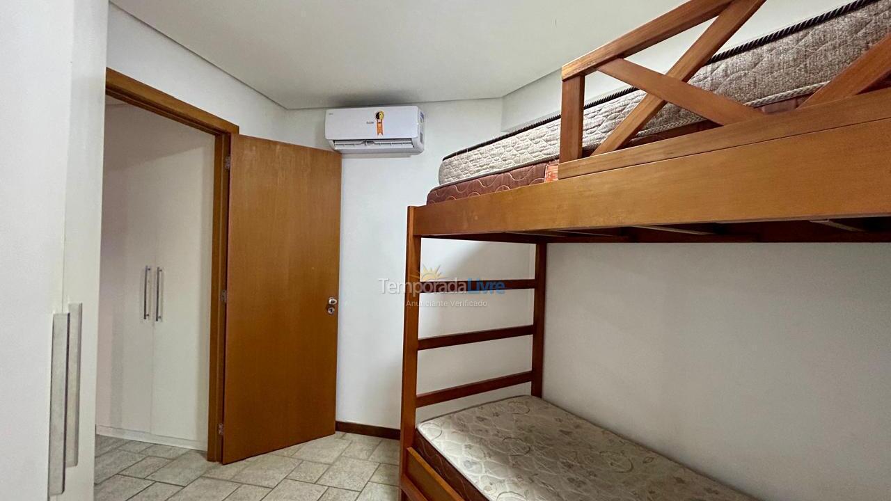 Apartment for vacation rental in Ubatuba (Praia Grande)