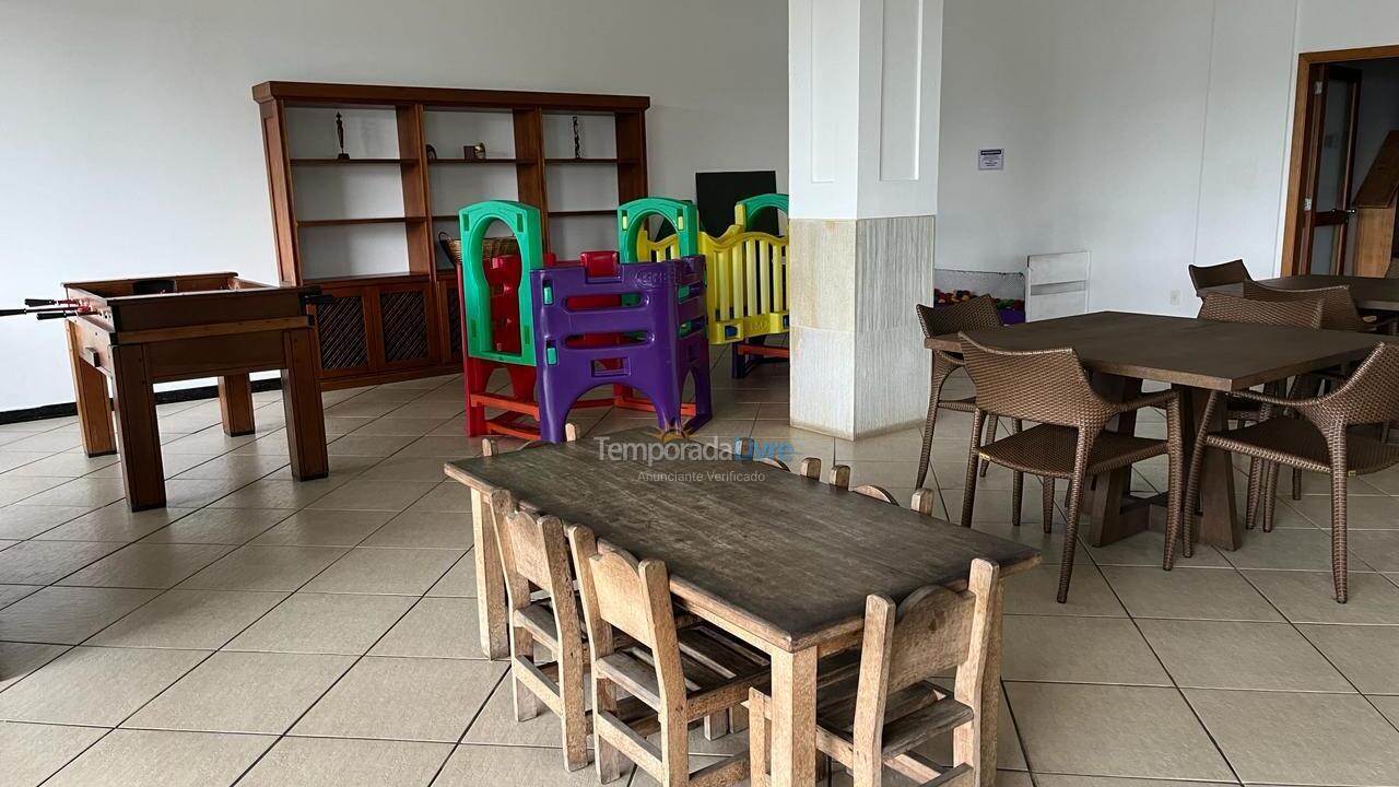 Apartamento para aluguel de temporada em Ubatuba (Praia Grande)