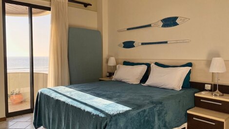 Wonderful beachfront triplex for seasonal rental