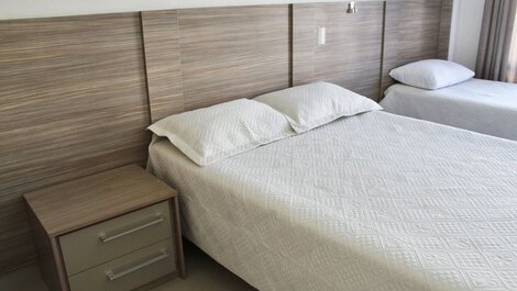 Triplex 04 habitaciones, primera línea de mar en Bombas