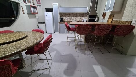 Triplex 04 habitaciones, primera línea de mar en Bombas