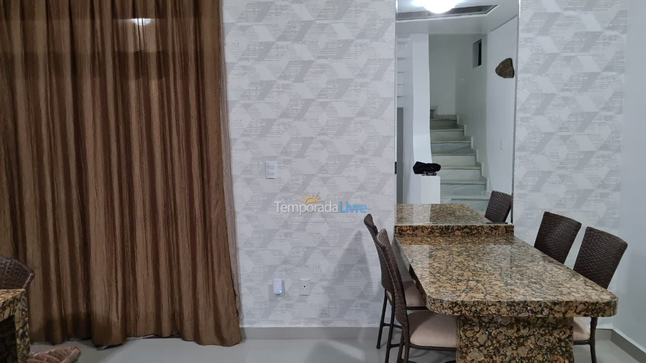 Apartamento para alquiler de vacaciones em Bombinhas (Praia de Bombas)