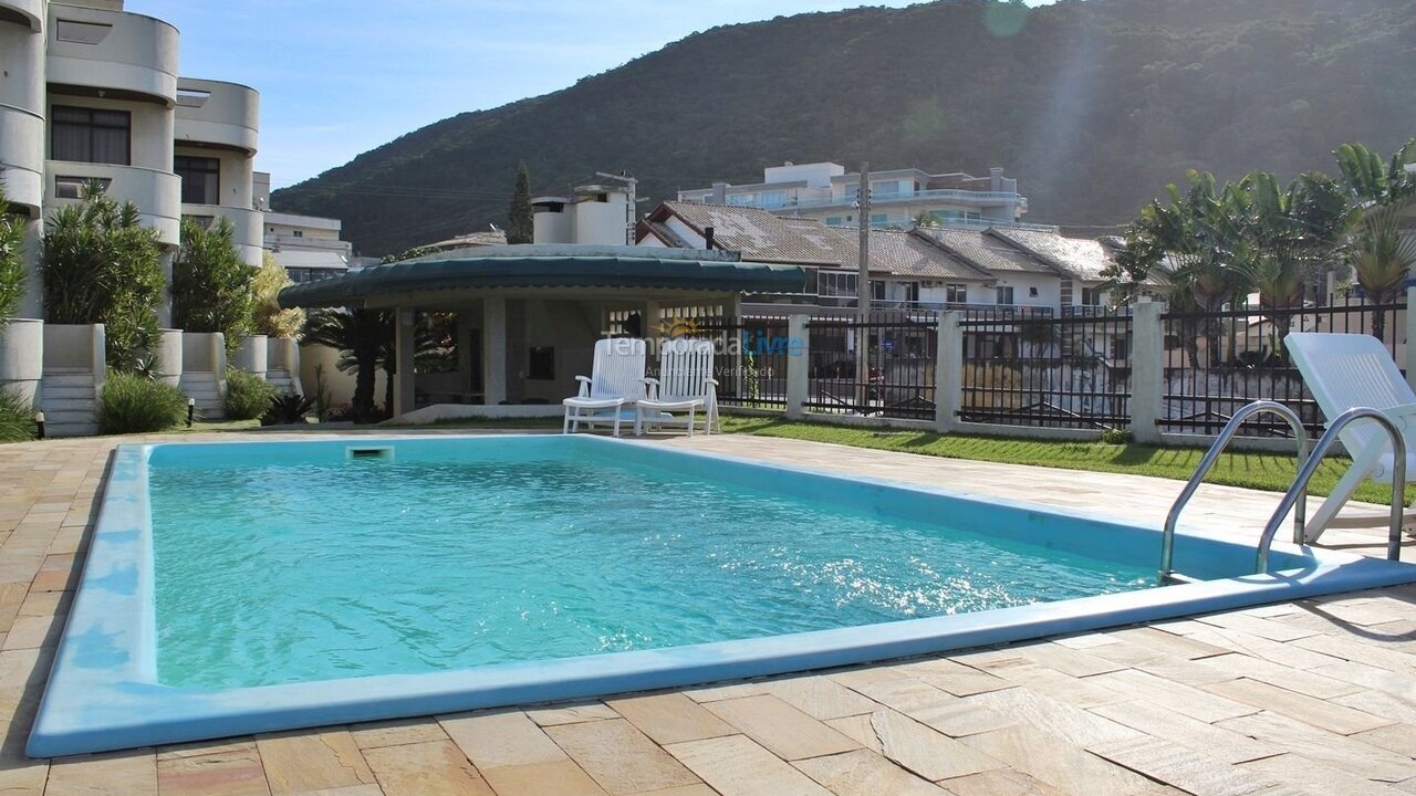Apartamento para alquiler de vacaciones em Bombinhas (Praia de Bombas)