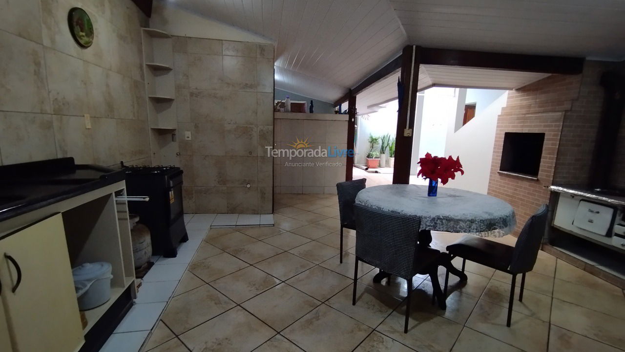 House for vacation rental in Navegantes (Centro)