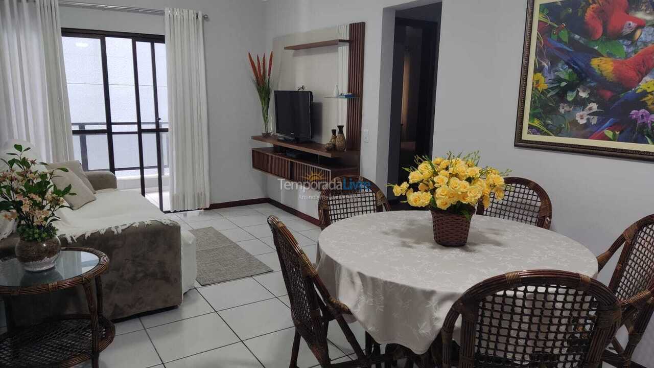 Apartamento para aluguel de temporada em Itapema (Meia Praia Frente Mar)