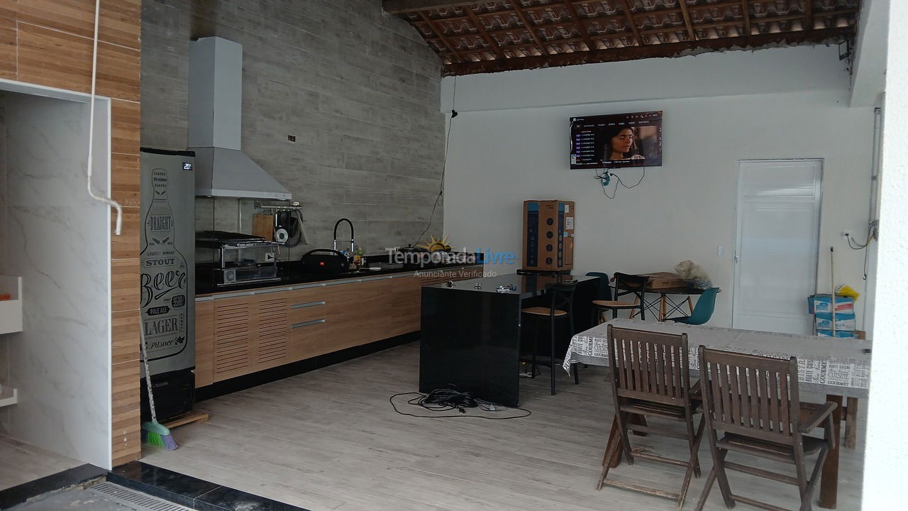 House for vacation rental in Guarujá (Jardim Virginia Praia da Enseada)