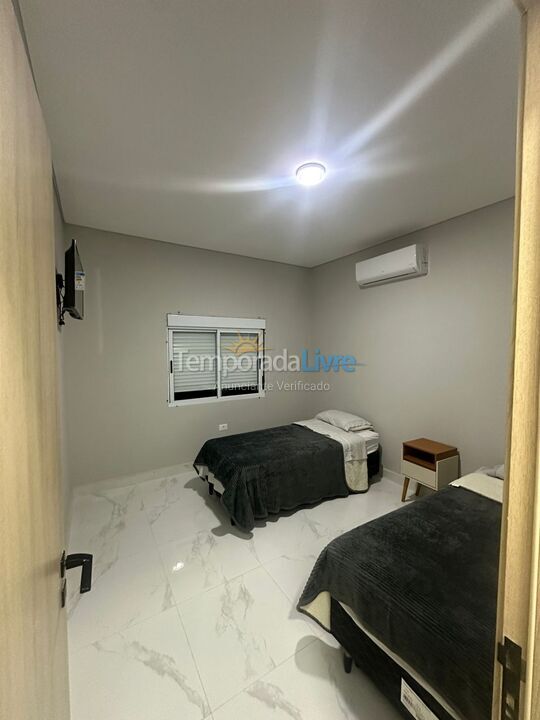 House for vacation rental in Guarujá (Jardim Virginia Praia da Enseada)