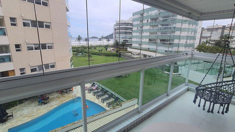 Apartamento Vista para o Mar com 3 Dormitórios Riviera de São Lourenço