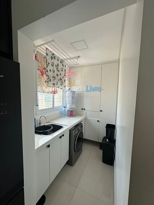 Apartamento para aluguel de temporada em Itapema (Centro)