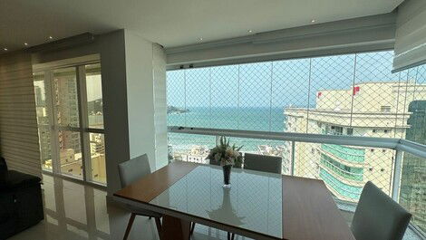 Apartamento com vista maravilhosa do Mar