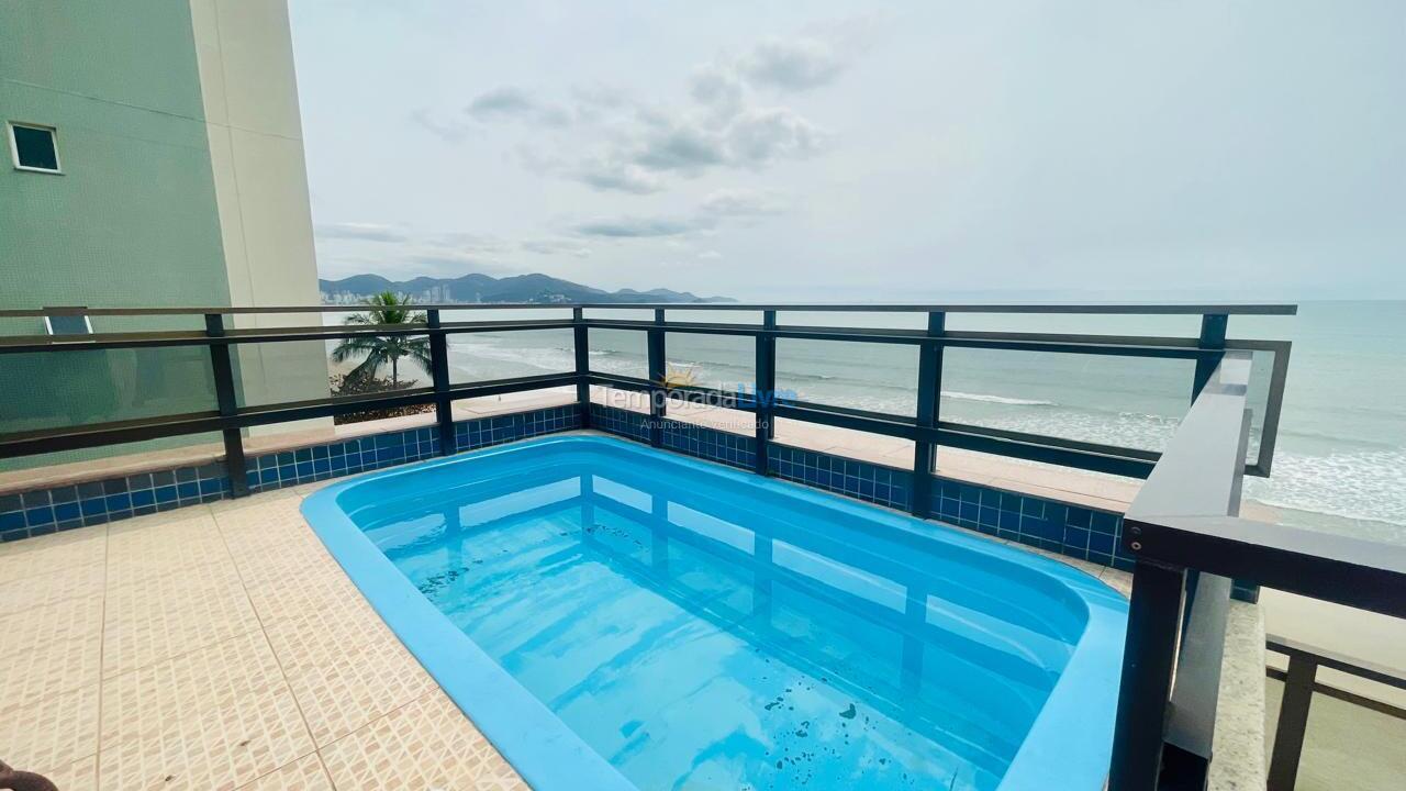 Apartment for vacation rental in Itapema (Meia Praia)