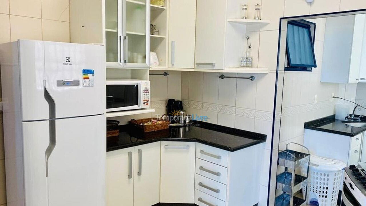 Apartamento para aluguel de temporada em Itapema (Meia Praia)