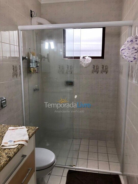 Apartamento para alquiler de vacaciones em Itapema (Centro Frente Mar)