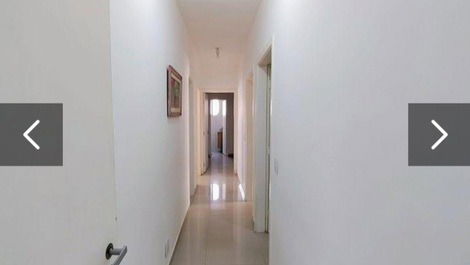 Pitangueiras, 1 apartment per floor, 4 bedrooms