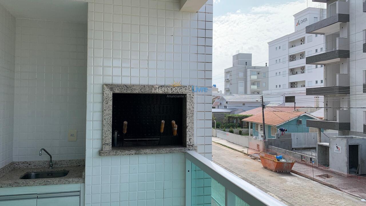 Apartamento para alquiler de vacaciones em Governador Celso Ramos (Praia de Palmas)