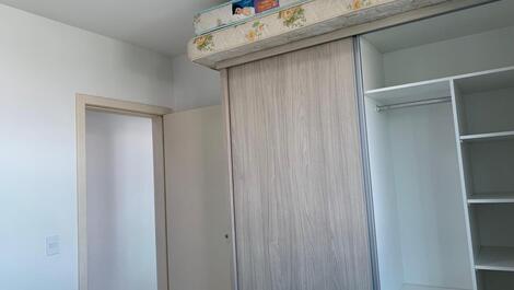 Apartamento a 170m do mar na Praia de Palmas/SC.