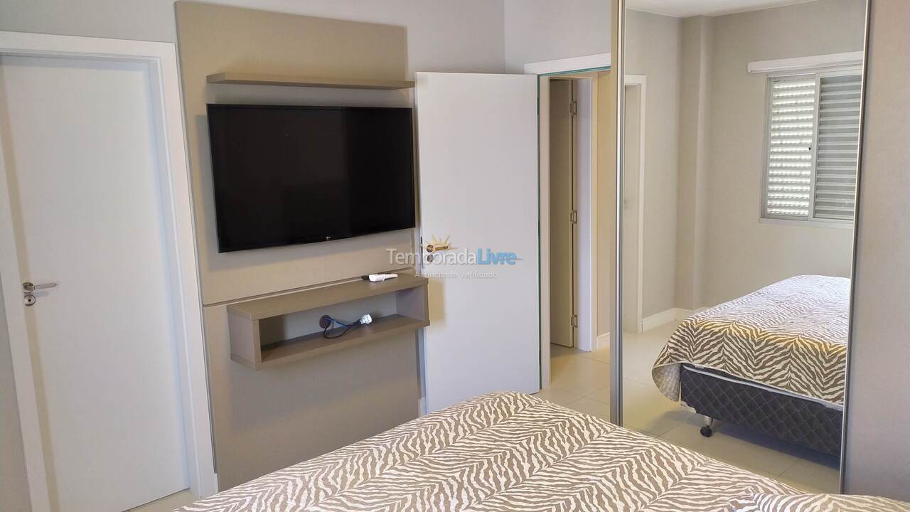 Apartamento para aluguel de temporada em Balneário Camboriú (Praia Central)