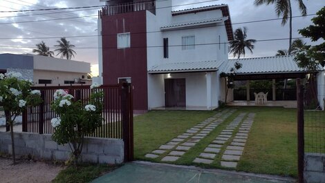 House of Peace on Guarajuba Beach in Barra do Jacuípe