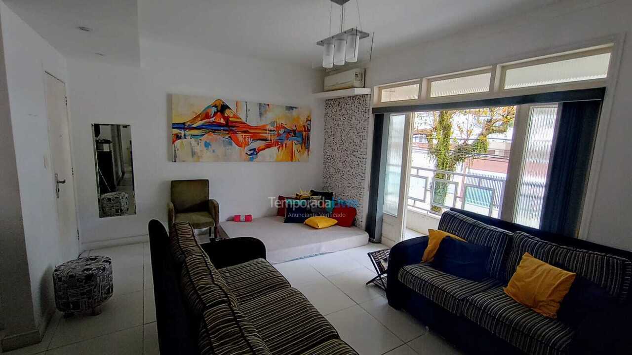 House for vacation rental in Guarujá (Pitangueiras)