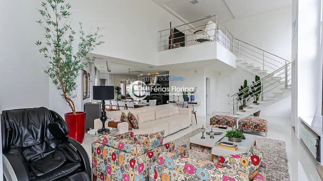 House for vacation rental in Florianópolis (Rio Tavares)