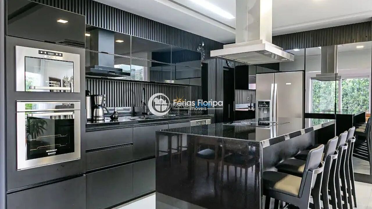 House for vacation rental in Florianópolis (Rio Tavares)