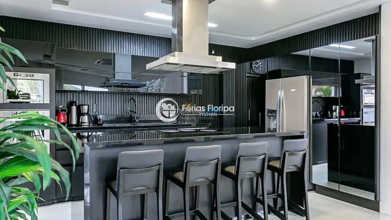 House for vacation rental in Florianópolis (Rio Tavares)