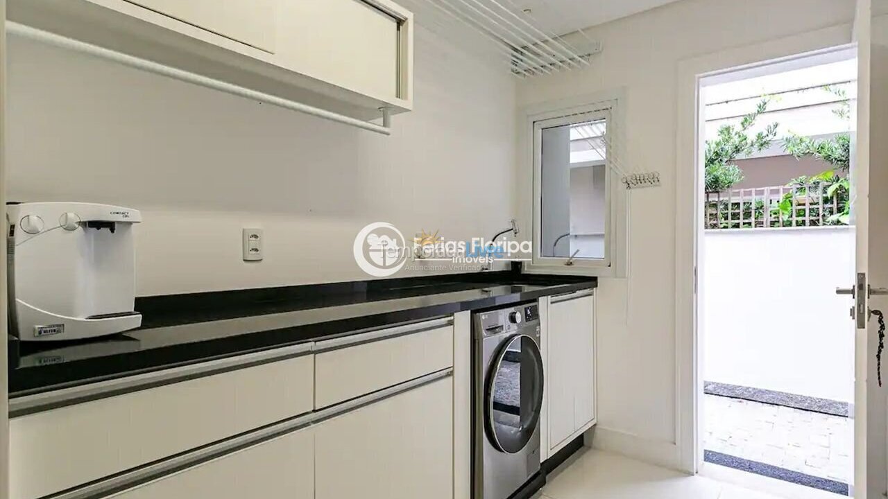 House for vacation rental in Florianópolis (Rio Tavares)