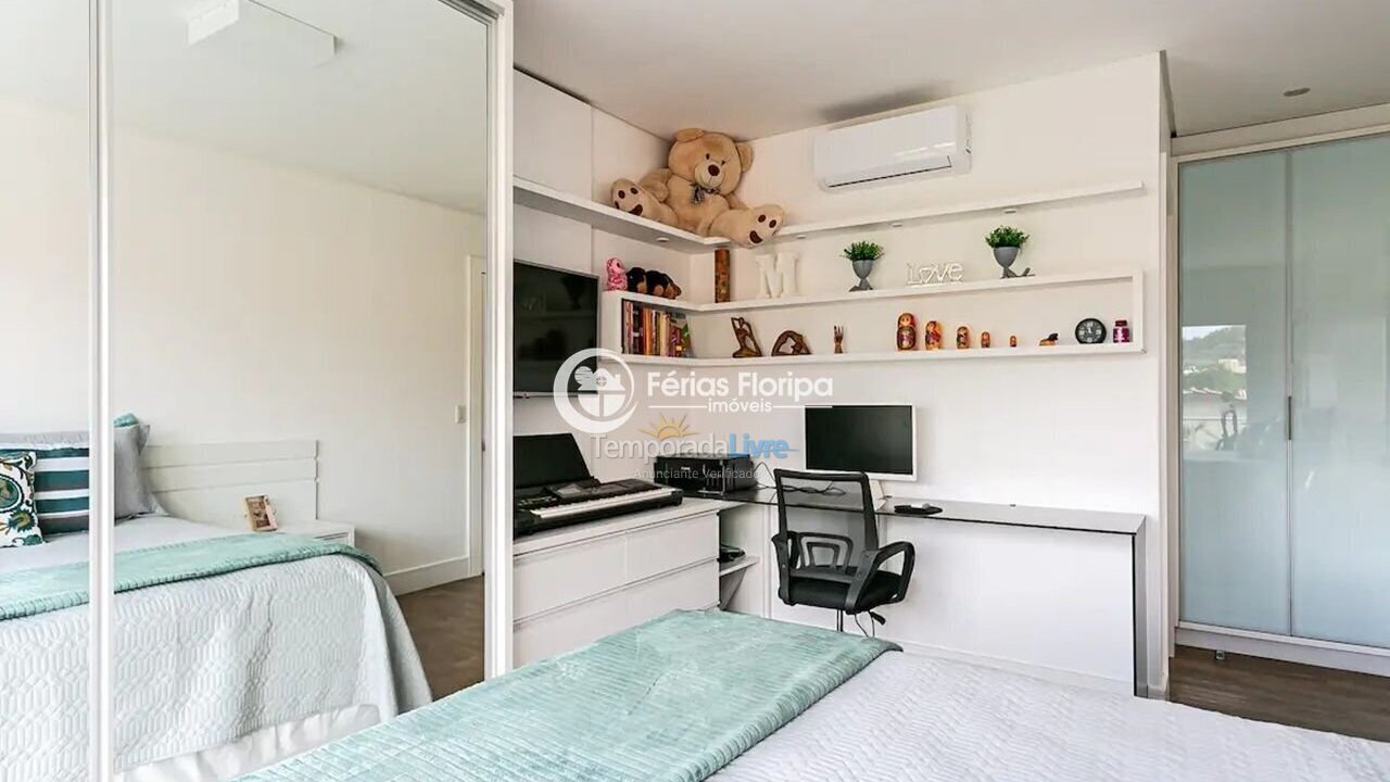 House for vacation rental in Florianópolis (Rio Tavares)