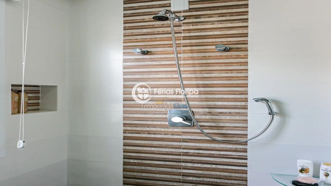 House for vacation rental in Florianópolis (Rio Tavares)