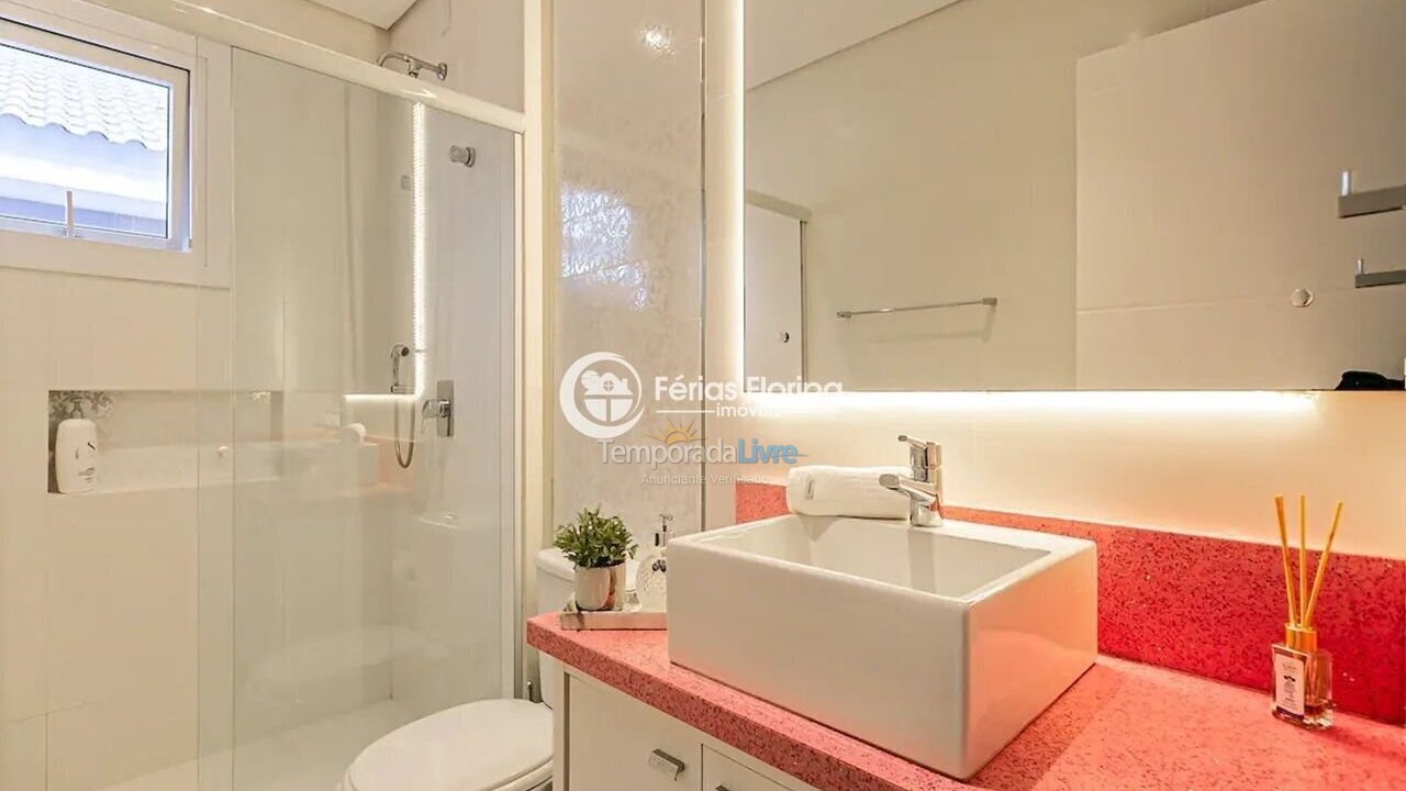House for vacation rental in Florianópolis (Rio Tavares)
