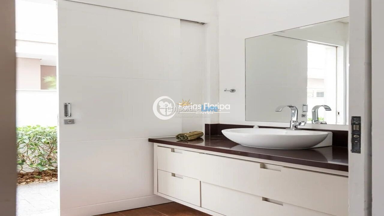 House for vacation rental in Florianópolis (Rio Tavares)