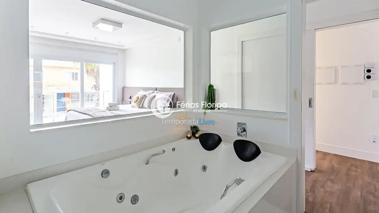 House for vacation rental in Florianópolis (Rio Tavares)