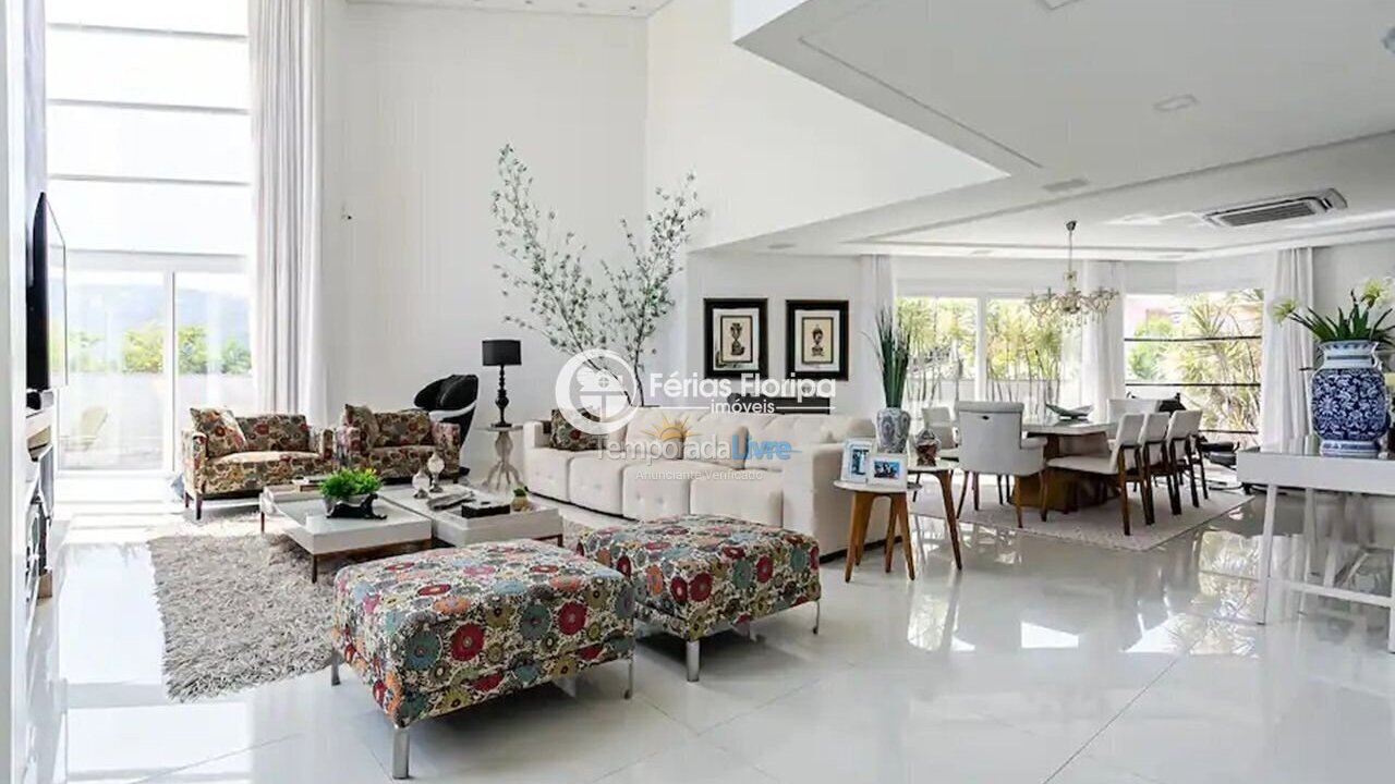 House for vacation rental in Florianópolis (Rio Tavares)