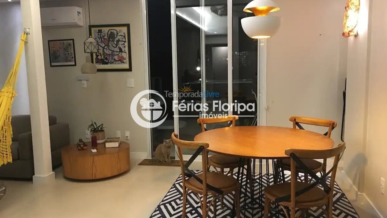 Apartamento para aluguel de temporada em Florianopolis (Campeche)