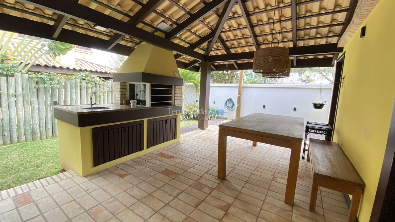 Casa para aluguel de temporada em Bombinhas (Mariscal)