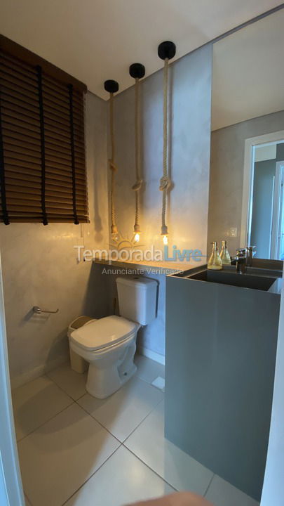 Apartment for vacation rental in Balneário Piçarras (Itacolomi)