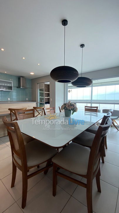 Apartment for vacation rental in Balneário Piçarras (Itacolomi)