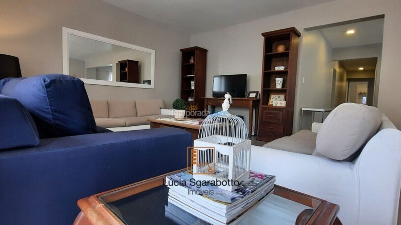 Apartment for vacation rental in Balneário Camboriú (Centro)